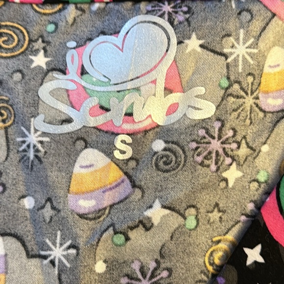 Women’s Halloween Scrub Top. Black printed S-Small. Breast & Two Front P… - Picture 7 of 7